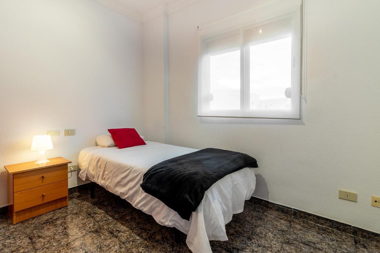 Flatguest Cicer - 3Bdr + Balcony + Beach Лас Палмас де Гран Канария Екстериор снимка