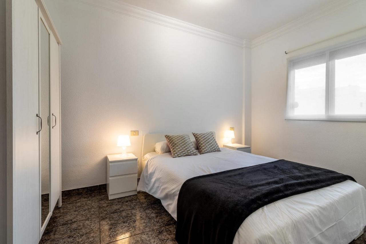 Flatguest Cicer - 3Bdr + Balcony + Beach Лас Палмас де Гран Канария Екстериор снимка